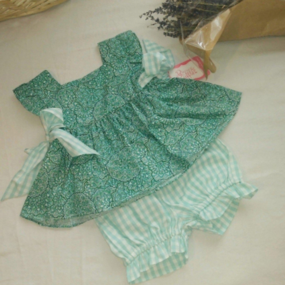 Ricrac and ruffles